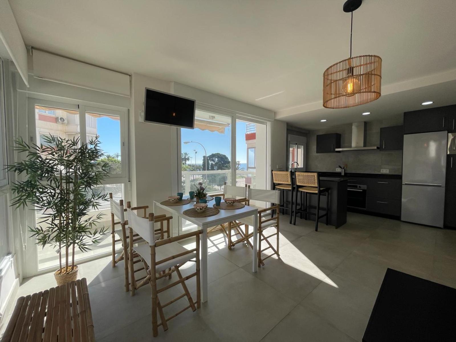 Terrasol Torre Del Mar 1º Linea De Playaアパートメント エクステリア 写真