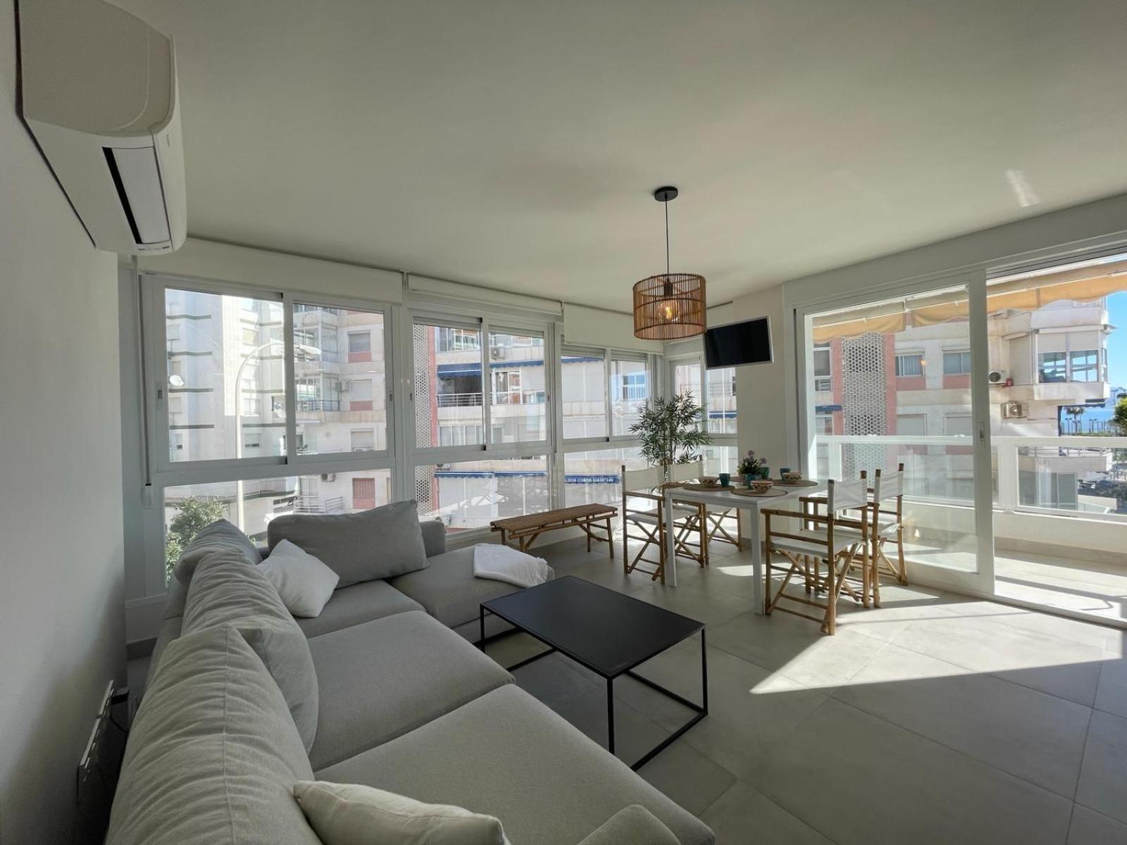 Terrasol Torre Del Mar 1º Linea De Playaアパートメント エクステリア 写真