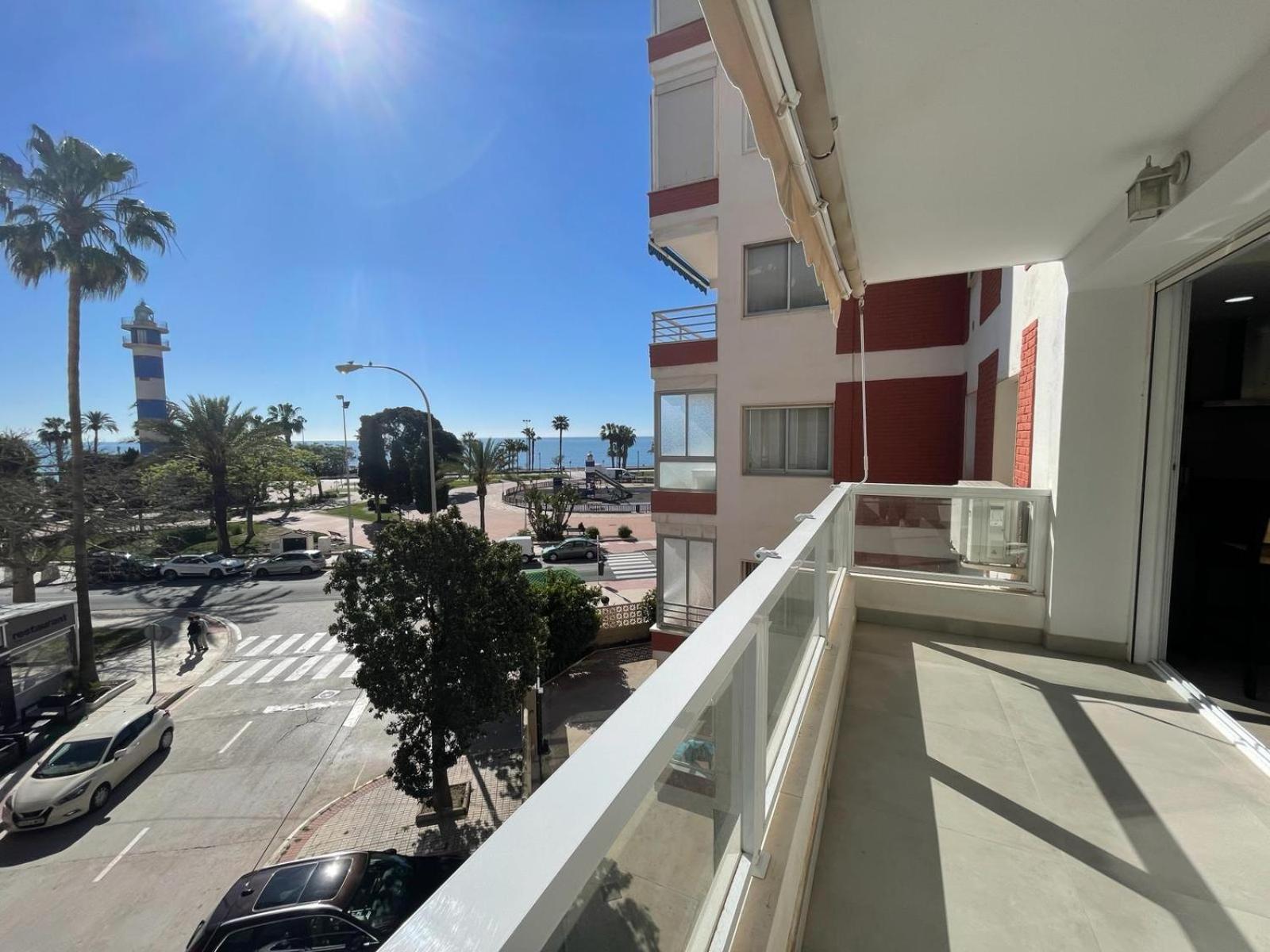 Terrasol Torre Del Mar 1º Linea De Playaアパートメント エクステリア 写真